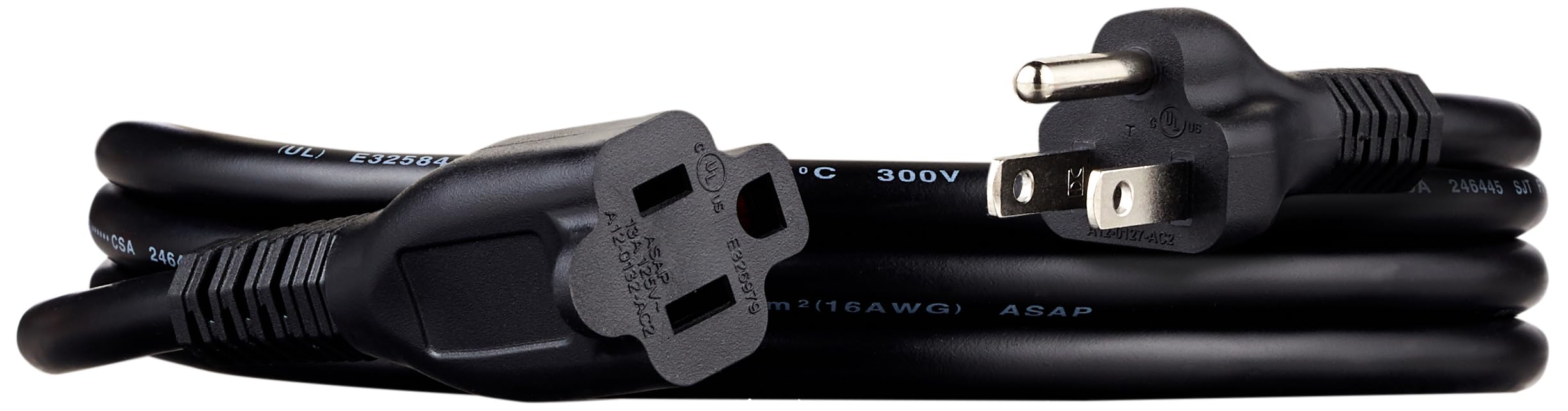 Amazon Basics Verlängerungskabel, 1,8 m, 3-poliger Steckdosenverteiler, Verlängerungskabel für den Innenbereich, 13 Ampere, 125 V, Schwarz