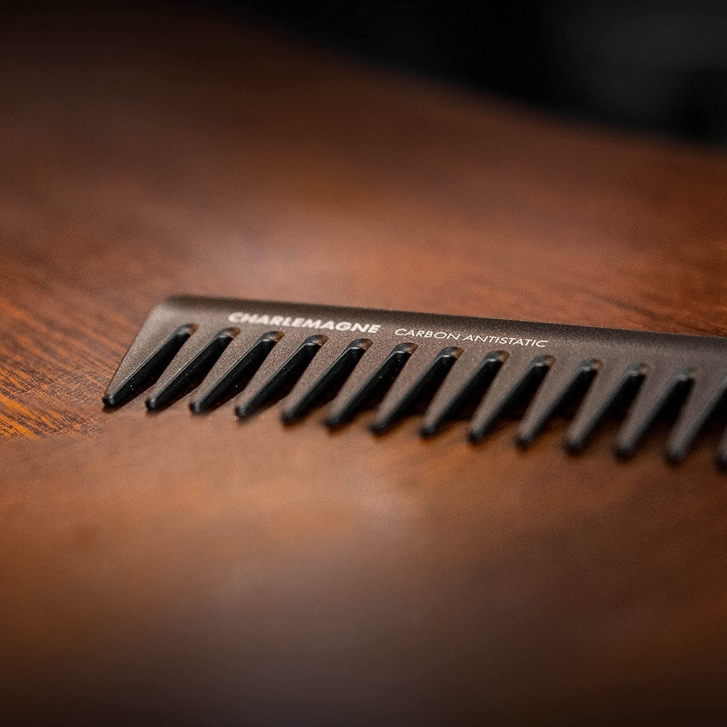 Charlemagne Carbon Hair Comb for Men - 19 cm, Coarse Teeth - Antistatic, Shatterproof Carbon Wide Tooth Comb for Curls & Texture Detangling - Developed by Barbers, Designed in Germany