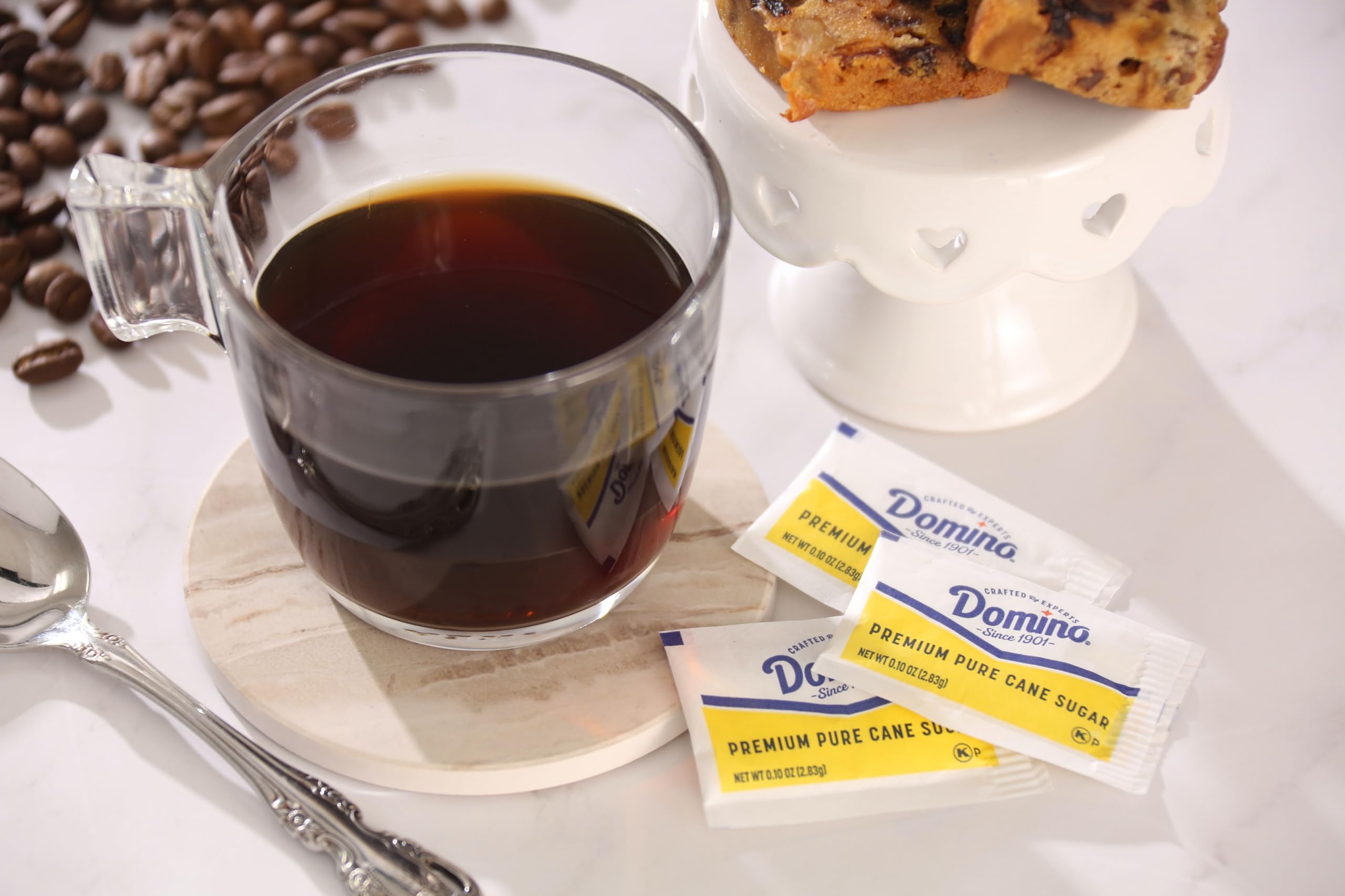 Domino® Sugar Packets, 400 Sugar Packets (2.8 g each) in Dispenser Box