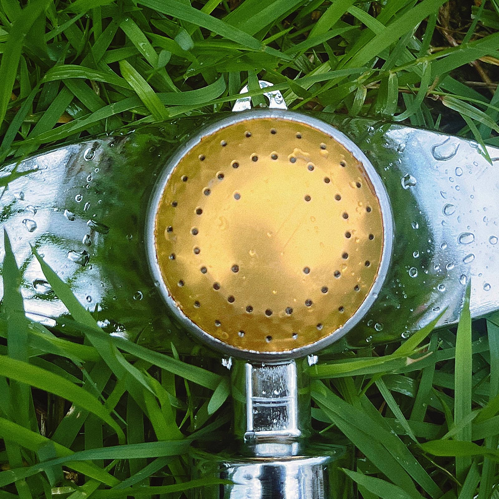 360 Degree Metal Spot Sprinkler,Small Sprinkler Garden for Small Areas Lawn Sprinklers for Yard Circle Pattern with Gentle Water Flow Garden Watering (1, Yellow)