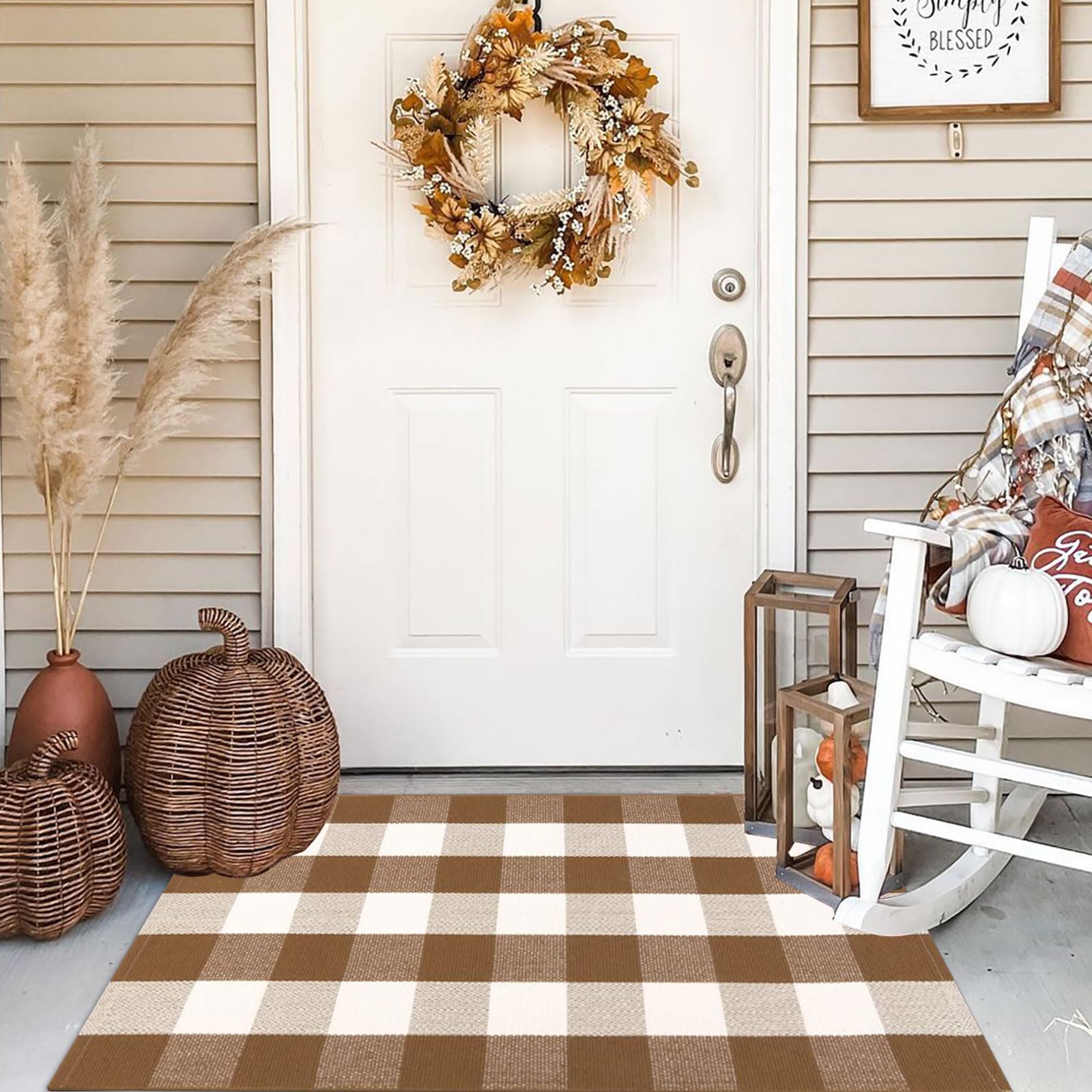 Buffalo Plaid Outdoor Teppiche, 70 x 109 cm Braun und Weiß Karierter In- & Outdoor Teppich, Layering Teppich für Hello/Welcome Fußmatte, Waschbarer Baumwollgewebter Bauernhaus Teppich für die Herbstliche Veranda-Deko