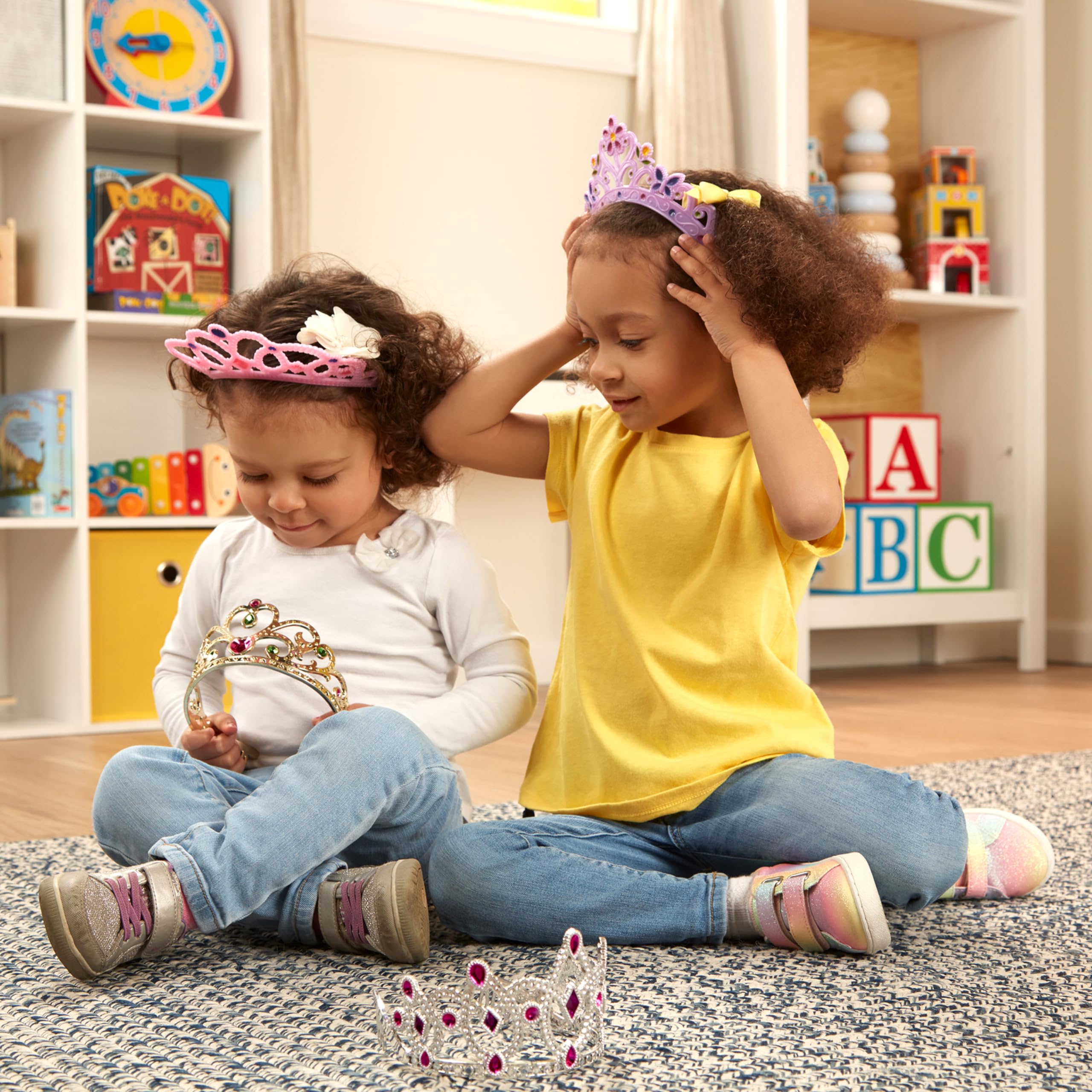 Melissa & Doug Dress-Up Tiaras Play Set for Kids (4-Piece) – Pretend Princess Crowns for Costume Role Play – Preschool Jewelry Toys for Girls Ages 3+