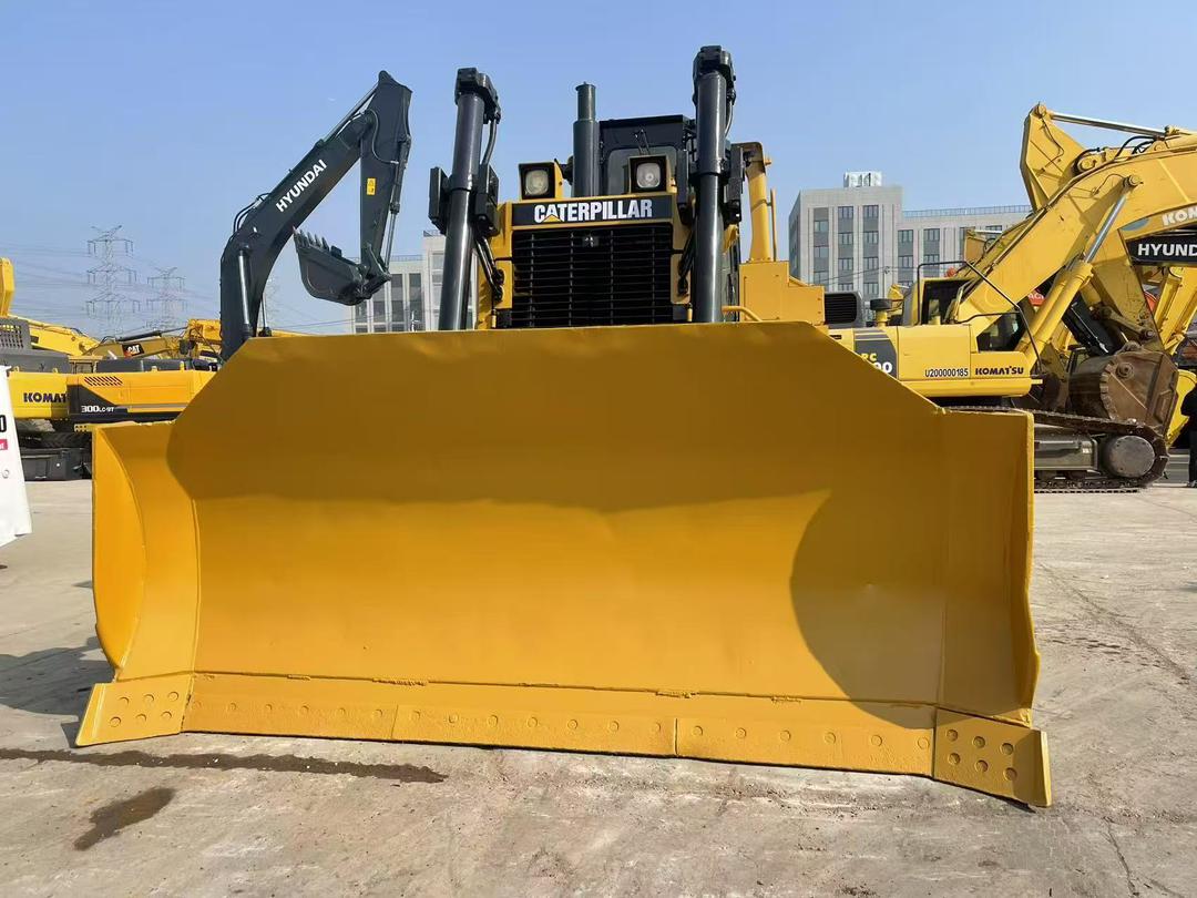 Used Crawler Bulldozer D8R